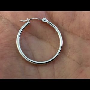 Brand new 14k white gold 3/4 inch hoops